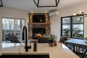 Charming Cozy Getaway - Plateau 228-3